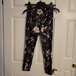 Victoria's Secret Black Floral Leggings 2 Pieces